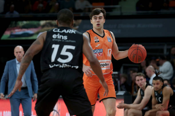 最大的焦点 最大的焦点