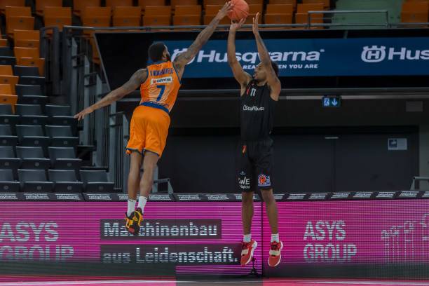 定了基础 定了基础