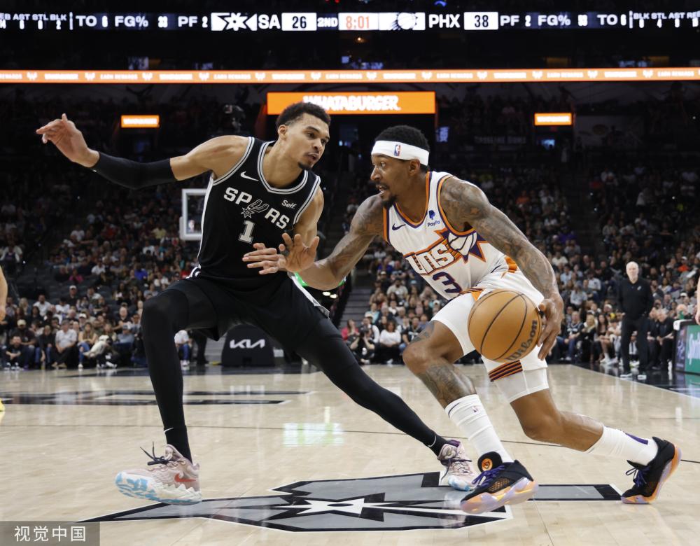 在桥牌比赛 在桥牌比赛