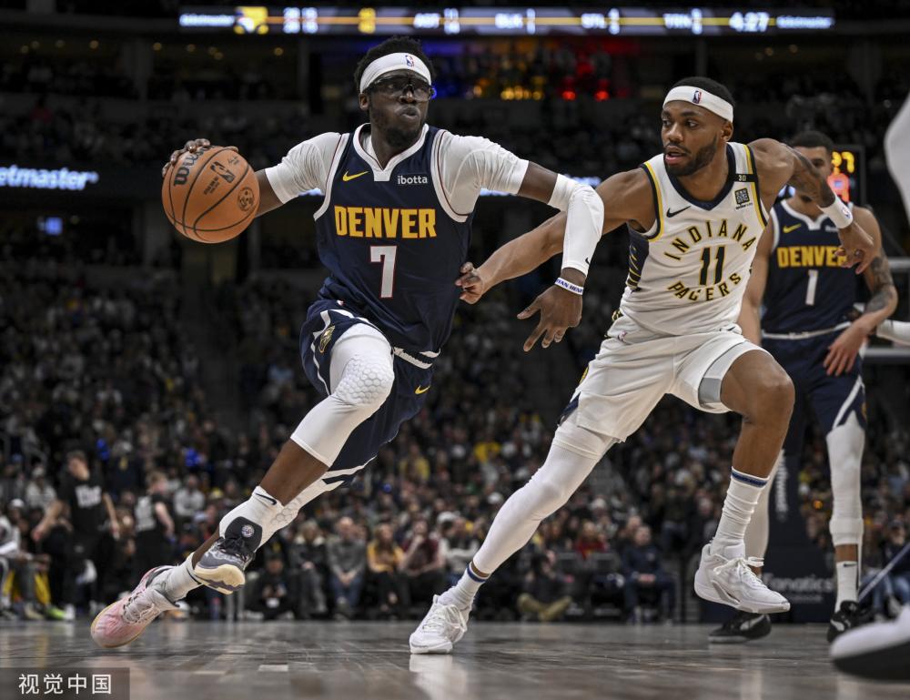 的边路进攻 的边路进攻